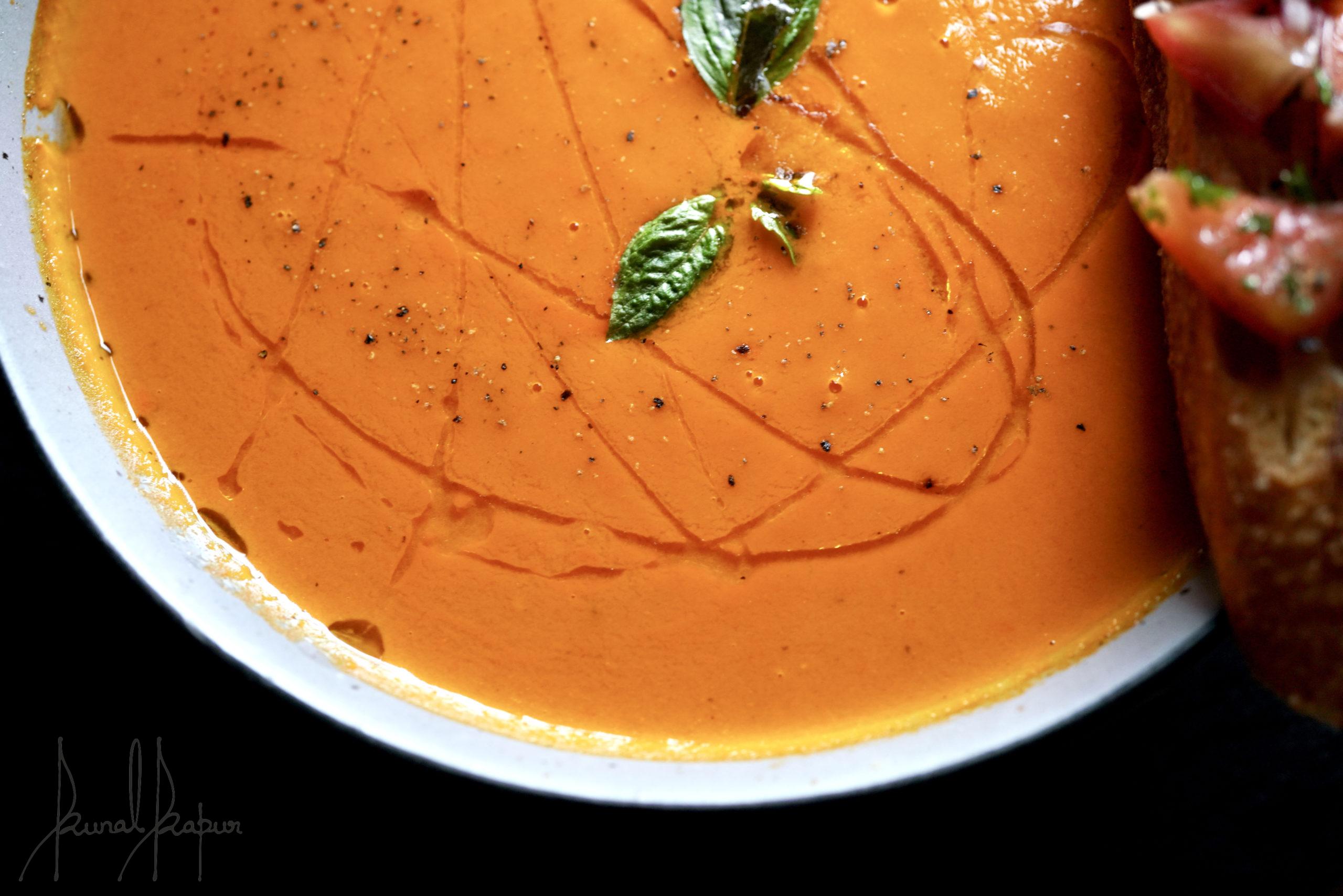 Tomato Basil Soup Garlic Bread