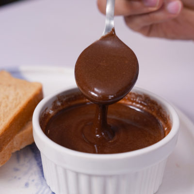 Honey chocolate spread